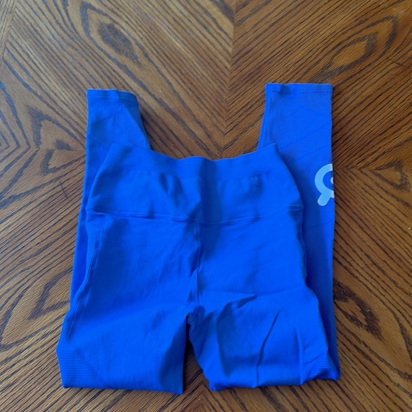 NUX size small Peloton leggings - Picture 5 of 5